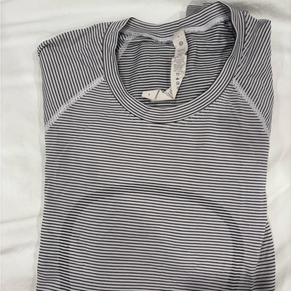 lululemon Swiftly Tech Long Sleeve Black and White Shirt